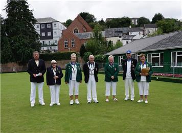 Bowls Devon Presidents - Bowls Devon Presidents visit us for a match